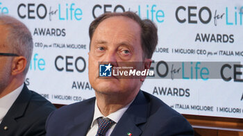2023-10-18 - Luca Ciriani, minister for relations with Parliament in the Meloni government - CEO FOR LIFE AWARDS ITALIA 2023 - NEWS - POLITICS