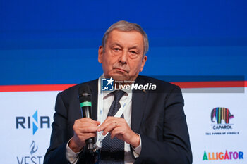 2023-11-10 - Francesco Profumo, president of the San Paolo company foundation - NATIONAL CONFERENCE OF YOUNG BUILDING ENTREPRENEURS - NEWS - POLITICS