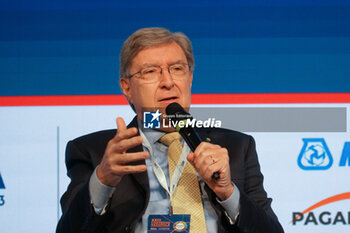 2023-11-10 - Enrico Giovannini, Scientific Director of ASviS - NATIONAL CONFERENCE OF YOUNG BUILDING ENTREPRENEURS - NEWS - POLITICS