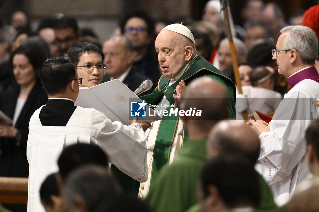 Holy Mass World Day of the Poor and Angelus - NEWS - RELIGION