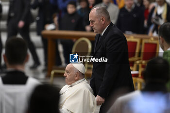 2023-11-19 - Pope Francis during Holy Mass World Day of the Poor, 19 November 2023 at the Saint Peter, Vatican City, Rome, Italy. - HOLY MASS WORLD DAY OF THE POOR AND ANGELUS - NEWS - RELIGION