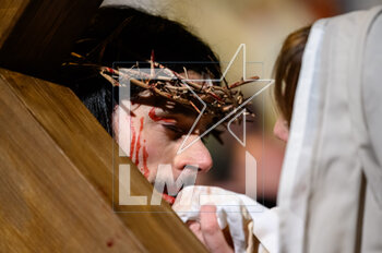 2023-04-07 - Jesus meets Veronica who wipes his face - RITES OF GOOD FRIDAY GOOD FRIDAY RITES 