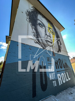 2023-04-09 - The gigantic Murals in Tavullia for Valentino Rossi by Andrea Buglisi for Wallabe Urban Art - MURALS IN TAVULLIA FOR VALENTINO ROSSI - NEWS - SOCIETY