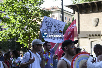 2023-06-10 - People taking part in the Roma Pride parade of the Lesbian, Gay, Bisexual and Transgender (LGBT+) community on June 10, 2023 in the streets of Rome, Italy - ROMA PRIDE 2023 - NEWS - SOCIETY