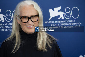 2023-08-30 - Jury member Jane Campion attends a photocall at the 80th Venice International Film Festival at on August 30, 2023 in Venice, Italy. ©Photo: Cinzia Camela. - VENEZIA 80 JURY PHOTOCALL - THE 80TH VENICE INTERNATIONAL FILM FESTIVAL - NEWS - VIP