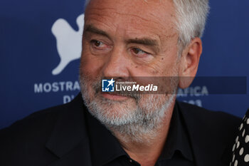 2023-08-31 - Luc Besson attends a photocall for the movie 