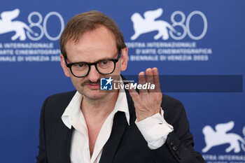 2023-09-02 - Milan Peschel attends a photocall for the 