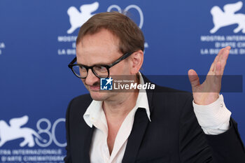 2023-09-02 - Milan Peschel attends a photocall for the 