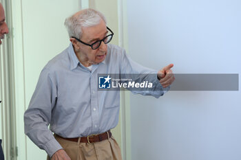 2023-09-04 - Woody Allen attends a photocall for the movie 