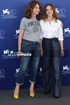 2023-09-04 - Valerie Lemercier and Lou de Laage attend a photocall for the movie 