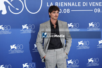2023-09-04 - Jacob Elordi attends a photocall for the movie 