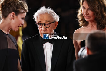2023-09-04 - Lou de Laage, Woody Allen and Valerie Lemercier attend a red carpet for the movie 