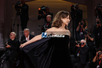 2023-09-04 - Valerie Lemercier attends a red carpet for the movie 
