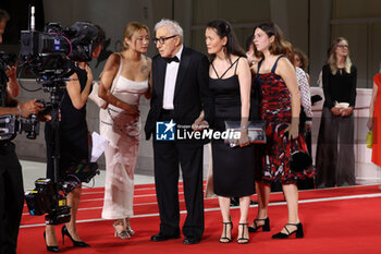 2023-09-04 - Bechet Allen, Woody Allen, Soon-Yi Previn, Manzie Tio Allen attend a red carpet for the movie 
