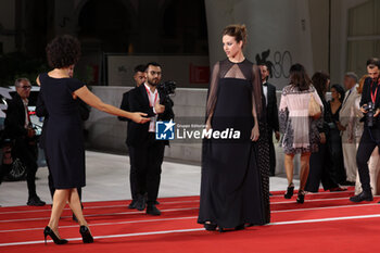 2023-09-04 - Lou de Laage attends a red carpet for the movie 