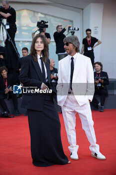 2023-09-04 - Kasia Smutniak and Pierpaolo Piccioli attend a red carpet for the movie 