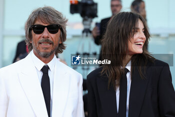 2023-09-04 - Pierpaolo Piccioli and Kasia Smutniak attend a red carpet for the movie 