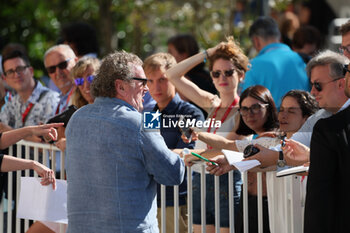2023-09-06 - Colm Meaney signs autographs arriving at the photocall for 