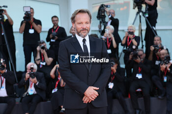 2023-09-09 - Peter Sarsgaard attends a red carpet ahead of the closing ceremony at the 80th Venice International Film Festival on September 09, 2023 in Venice, Italy. ©Photo: Cinzia Camela. - CLOSING CEREMONY RED CARPET - 80° VENICE INTERNATIONAL FILM FESTIVAL - NEWS - VIP