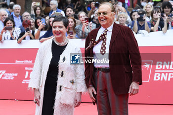 2023-10-20 - Isabella Rossellini and Renzo Arbore during the Red Carpet at the 18th Edition of the Rome Film Festival, 20 October 2023, Auditorium Parco della Musica, Rome, Italy - ROME FILM FESTIVAL 18TH EDITION - DAY 3 - NEWS - VIP