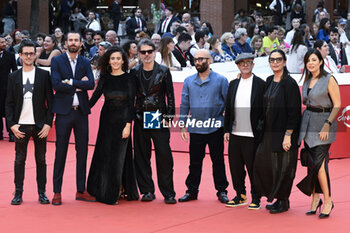 2023-10-20 - Verdiana Vitti, Rodrigo D'Erasmo, Giorgio Testi, Daniele Parascandolo, a guest and Rossella Rizzi attend a red carpet for the movie 