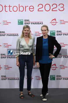 2023-10-20 - Svetlana Zill and Alexis Bloom attend a Photocall for the movie “Catching Fire: The Story Of Anita Pallenberg” during the 18th Edition of the Rome Film Festival, 20 October 2023, Auditorium Parco della Musica, Rome, Italy - ROME FILM FESTIVAL 18TH EDITION - DAY 3 - NEWS - VIP