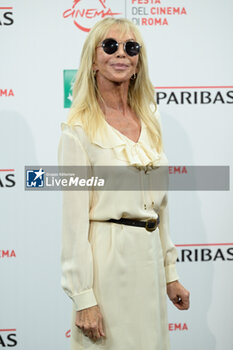 2023-10-23 - Trudie Styler attends the photocall of the movie “Posso Entrare? An Ode To Naples” during the 18th Rome Film Festival at Auditorium Parco Della Musica on October 23, 2023 in Rome, Italy. - PHOTOCALL OF THE MOVIE “POSSO ENTRARE? AN ODE TO NAPLES” 18TH ROME FILM FESTIVAL - NEWS - VIP
