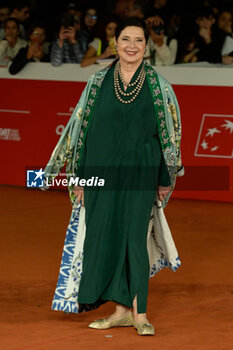 2023-10-25 - Isabella Rossellini attends a red carpet for the movie “La Chimera” during the 18th Rome Film Festival at Auditorium Parco Della Musica on October 25, 2023 in Rome, Italy. - RED CARPET OF THE MOVIE “LA CHIMERA” 18TH ROME FILM FESTIVAL - NEWS - VIP