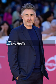 2023-10-25 - William Oldroyd attends a red carpet for the movie “Eileen” during the 18th Rome Film Festival at Auditorium Parco Della Musica on October 25, 2023 in Rome, Italy. - RED CARPET OF THE MOVIE “EILEEN” 18TH ROME FILM FESTIVAL - NEWS - VIP