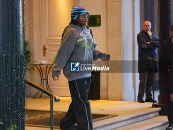 2023-11-25 - Mercy James, Madonna's doughter, is seen leaving her hotel on November 25, 2023 in Milan, Italy. ©Photo: Cinzia Camela. - MADONNA LEAVING THE HOTEL WITH CHILDREN IN MILAN - NEWS - VIP