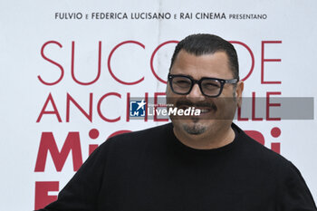 2023-12-20 - Sergio Friscia during the Photocall of the movie “SUCCEDE ANCHE NELLE MIGLIORI FAMIGLIE”, 20 December 2023 at the Hotel Visconti in Rome, Italy. - PHOTOCALL - SUCCEDE ANCHE NELLE MIGLIORI FAMIGLIE  - NEWS - VIP