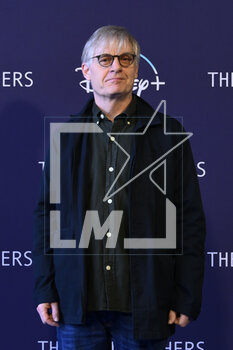 2023-04-04 - Julian Jarrold during the Photocall of The Good Mothers at The Space Cinema Moderno, 4th April 2023, Rome, Italy - PHOTOCALL THE GOOD MOTHERS - REPORTAGE - VIP