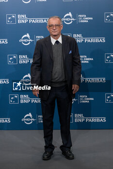 2024-10-16 - Fabio Bussotti attends the Photocall of the movie “Berlinguer. La grande Ambizione ” during the 19th Rome Film Festival at Auditorium Parco Della Musica on October 16, 2024 in Rome, Italy. - FESTA DEL CINEMA ROMA PHOTOCALL BERLINGUER. LA GRANDE AMBIZIONE - NEWS - ENVIRONMENT