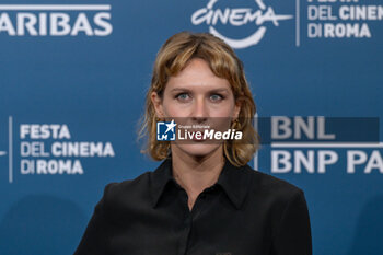 2024-10-16 - Elena Radonicich attends the Photocall of the movie “Berlinguer. La grande Ambizione ” during the 19th Rome Film Festival at Auditorium Parco Della Musica on October 16, 2024 in Rome, Italy. - FESTA DEL CINEMA ROMA PHOTOCALL BERLINGUER. LA GRANDE AMBIZIONE - NEWS - ENVIRONMENT