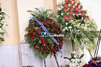 2024-01-24 - Flowers crown Sampdoria - GIGI RIVA'S FUNERAL - NEWS - CHRONICLE