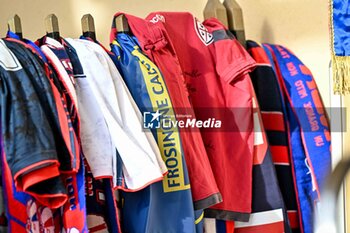 2024-01-24 - Regali Cagliari Calcio, gifts and thoughts, Frosinone - GIGI RIVA'S FUNERAL - NEWS - CHRONICLE