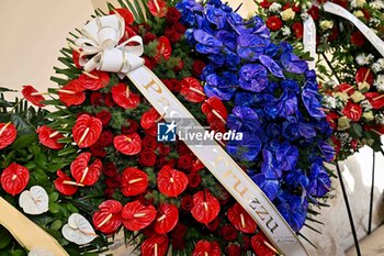 2024-01-24 - Flowers crown corona di fiori Paolo Truzzu - GIGI RIVA'S FUNERAL - NEWS - CHRONICLE