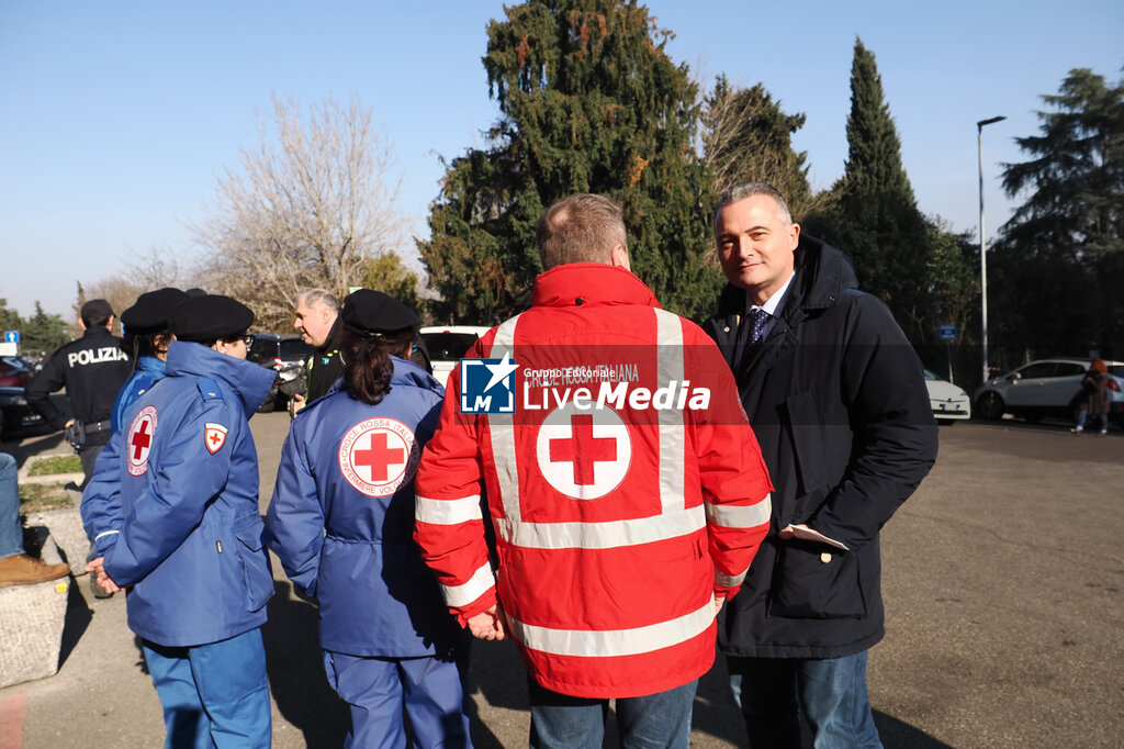 Arrival at the Rizzoli hospital in Bologna of some children injured during the conflict from the Gaza Strip welcomed by the Italian Red Cross  - NEWS - CHRONICLE