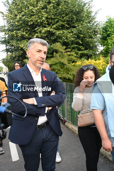 2024-06-03 - 20240603 - Vigonza - Via Prati - Procession for Giada Zanola - Gino Cecchettin with the relatives of Giada - TORCHLIGHT PROCESSION FOR GIADA ZANOLA - NEWS - CHRONICLE