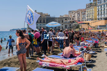 2024-06-08 - The generalised extensions of state concessions to establishments are also illegitimate because they conflict with the Bolkenstein directive. This has been reaffirmed by the Italian Council of State in three rulings. In naples demonstrators protest against both the abusive exercise of the lidos and the contingent entrance to the free beaches adopted by the municipality of naples to manage the influx use a reservation. - FREE SEA, ACTIVISTS PROTEST FOR THE RIGHT TO ACCESS THE SEA - NEWS - CHRONICLE