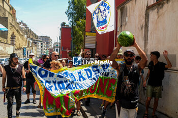 2024-06-08 - The generalised extensions of state concessions to establishments are also illegitimate because they conflict with the Bolkenstein directive. This has been reaffirmed by the Italian Council of State in three rulings. In naples demonstrators protest against both the abusive exercise of the lidos and the contingent entrance to the free beaches adopted by the municipality of naples to manage the influx use a reservation. - FREE SEA, ACTIVISTS PROTEST FOR THE RIGHT TO ACCESS THE SEA - NEWS - CHRONICLE