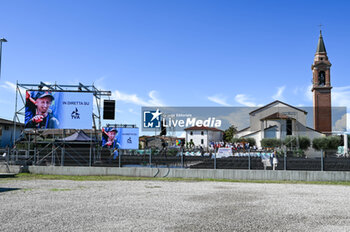 2024-10-11 - Tezze sul Brenta (Vi) is preparing for the funeral of Sammy Basso. - SAMMY BASSO'S FUNERAL - NEWS - CHRONICLE