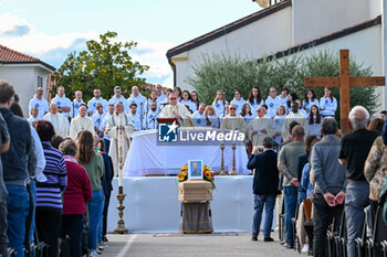 2024-10-11 - The Bishop of Vicenza Monsignor Giuliano Brugnotto Moments from Sammy Basso's funeral celebration - SAMMY BASSO'S FUNERAL - NEWS - CHRONICLE