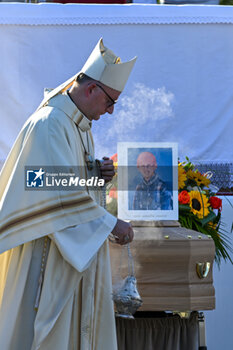 2024-10-11 - The Bishop of Vicenza Monsignor Giuliano Brugnotto Moments from Sammy Basso's funeral celebration - SAMMY BASSO'S FUNERAL - NEWS - CHRONICLE