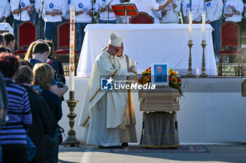 2024-10-11 - The Bishop of Vicenza Monsignor Giuliano Brugnotto Moments from Sammy Basso's funeral celebration - SAMMY BASSO'S FUNERAL - NEWS - CHRONICLE