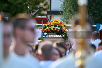 2024-10-11 - General view of Sammy Basso's funeral Sammy Basso's coffin leaves the celebration - SAMMY BASSO'S FUNERAL - NEWS - CHRONICLE