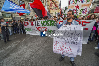 2024-10-19 - Clashes between anti-G7 protesters and police forces in occasione of the G7 Ministers' Meeting on Defence in Naples, Italy, 19 October 2024. - ITALY: NAPOLI, ANTI-G7 PROTESTERS - NEWS - CHRONICLE