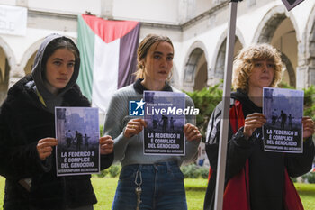 2024-11-21 - The flash-mob with the mock Israeli checkpoint set up by the students of the Political Ecology and Collettivi Autorganizzati Universitari collectives at the entrance to Porta di Massa, one of the seats of the Federico II University of Naples, 21 November 2024 - ITALY: NAPOLI, PRO-PALESTINE DEMONSTRATION  - NEWS - CHRONICLE