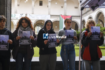 2024-11-21 - The flash-mob with the mock Israeli checkpoint set up by the students of the Political Ecology and Collettivi Autorganizzati Universitari collectives at the entrance to Porta di Massa, one of the seats of the Federico II University of Naples, 21 November 2024 - ITALY: NAPOLI, PRO-PALESTINE DEMONSTRATION  - NEWS - CHRONICLE