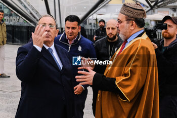 2024-04-10 - Imam Amar Abdallah and Prefect of Naples Michele Di Bari during the Eid al-Fitr celebrations. Eid al-Fitr is celebrated by Muslims around the world because it marks the end of the month of Ramadan. - EID AL-FITR, NAPOLI - NEWS - CULTURE